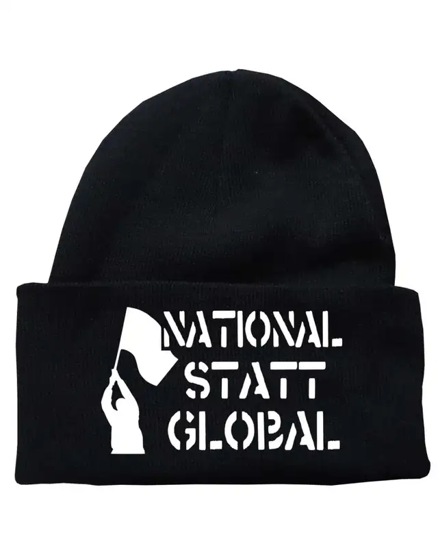 Bestickte Strickmütze "Freya" (National statt global)