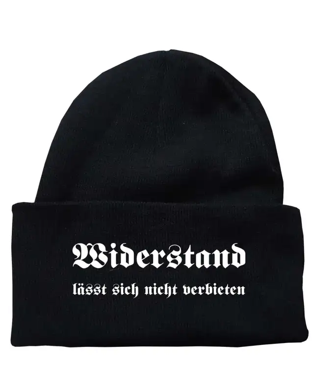 Bestickte Strickmütze "Freya" (Widerstand lässt sich nicht verbieten)