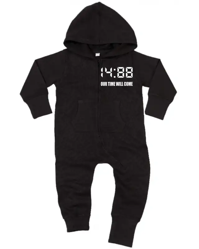Bestickter Baby Strampler (1488 Our time will come)